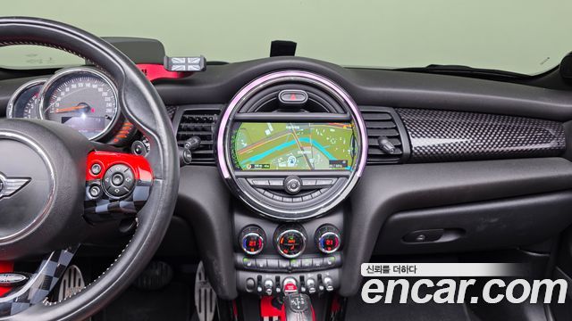 MINI Cooper S Convertible Standard 3rd 2016 — фото 14