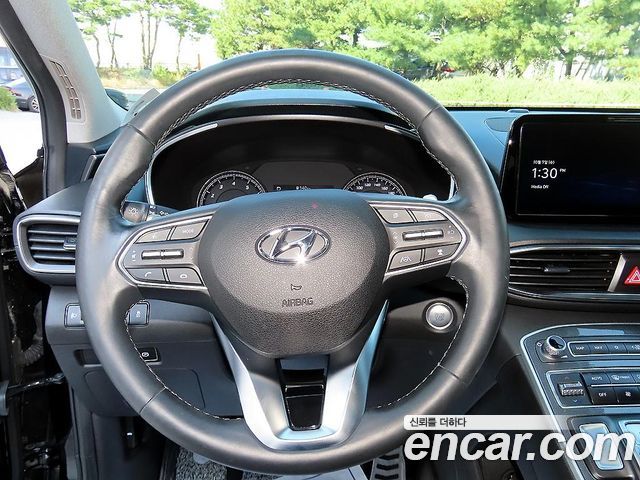 Hyundai Santa Fe Gasoline 2.5T 2WD Prestige 2021 — фото 8