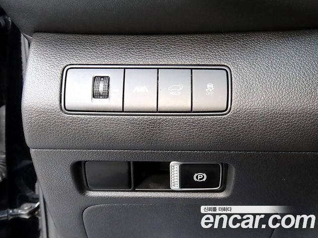 Hyundai Santa Fe Gasoline 2.5T 2WD Prestige 2021 — фото 16