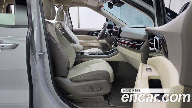 Kia Carnival (IV) Gasoline 9-Seater Hi Limousine (7-seater Limousine(Special vehicle) 2025 — фото 11