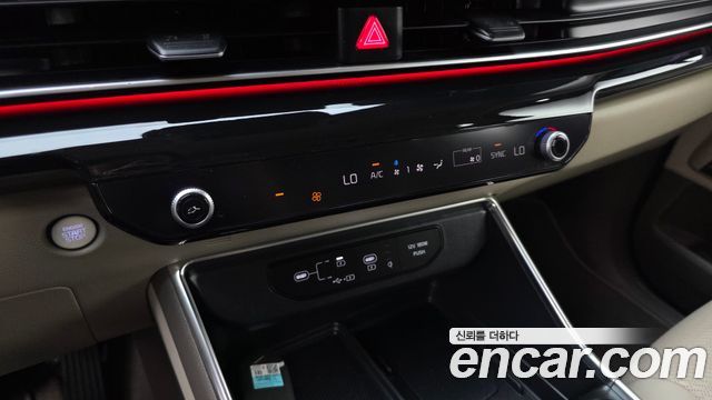 Kia Carnival (IV) Gasoline 9-Seater Hi Limousine (7-seater Limousine(Special vehicle) 2025 — фото 16