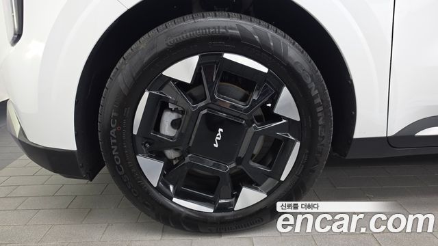 Kia Carnival (IV) HEV 9seater Signature 2025 — фото 5