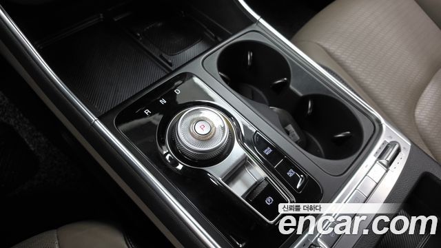 Kia Carnival (IV) HEV 9seater Signature 2025 — фото 9