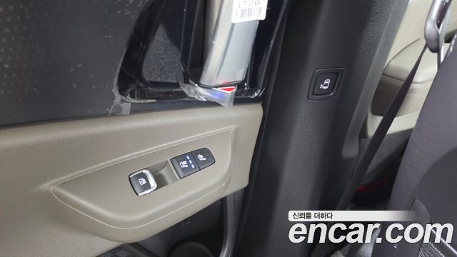 Kia Carnival (IV) HEV 9seater Signature 2025 — фото 19