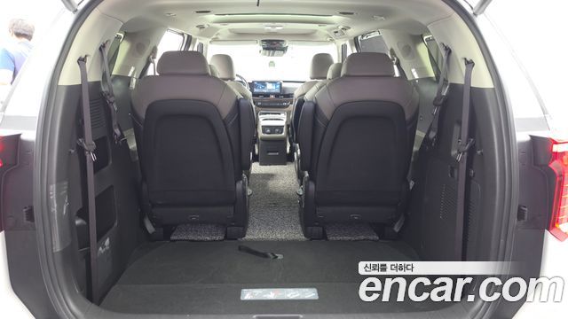 Kia Carnival (IV) HEV 9seater Signature 2025 — фото 20