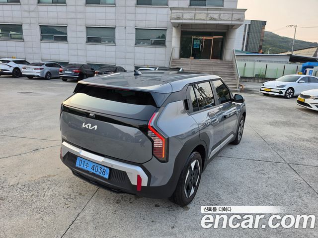 Kia EV3 Standard 2WD Air 2026 — фото 2