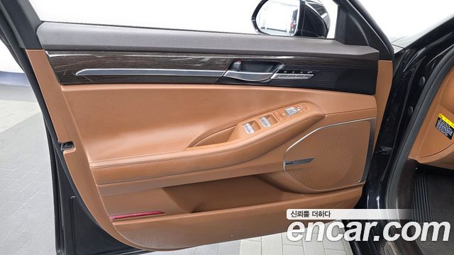 Genesis G90 3.8 AWD Premium Luxury 2021 — фото 24