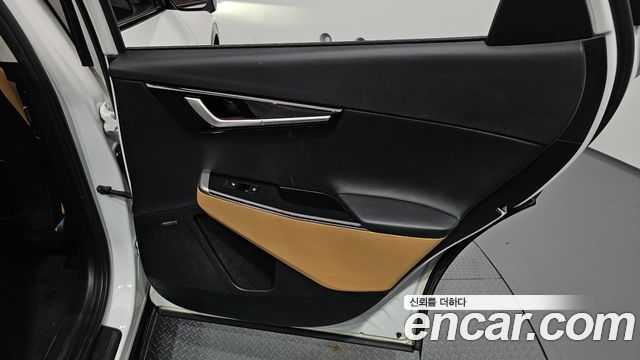 Kia EV6 Long Range Earth 2023 — фото 25