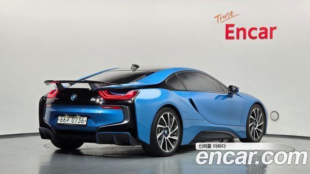 BMW i8 Coupe 2016 — фото 2