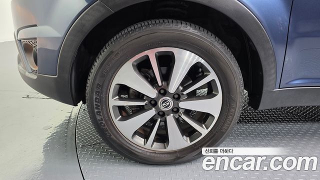 KG Mobility (SsangYong) Korando C 2.0 CVT 2WD Deluxe 2014 — фото 5