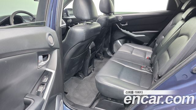 KG Mobility (SsangYong) Korando C 2.0 CVT 2WD Deluxe 2014 — фото 12