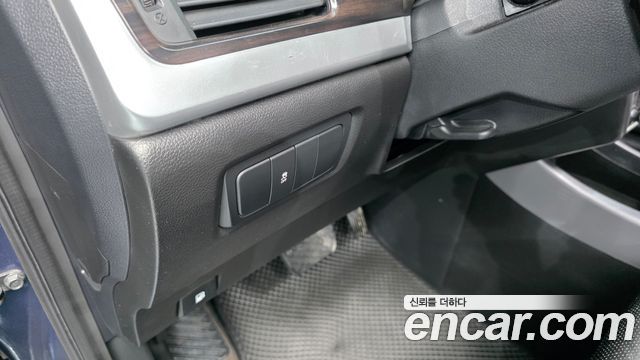 KG Mobility (SsangYong) Korando C 2.0 CVT 2WD Deluxe 2014 — фото 17