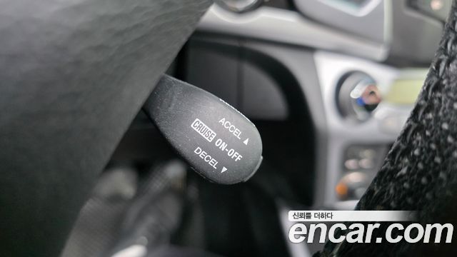 KG Mobility (SsangYong) Korando C 2.0 CVT 2WD Deluxe 2014 — фото 30