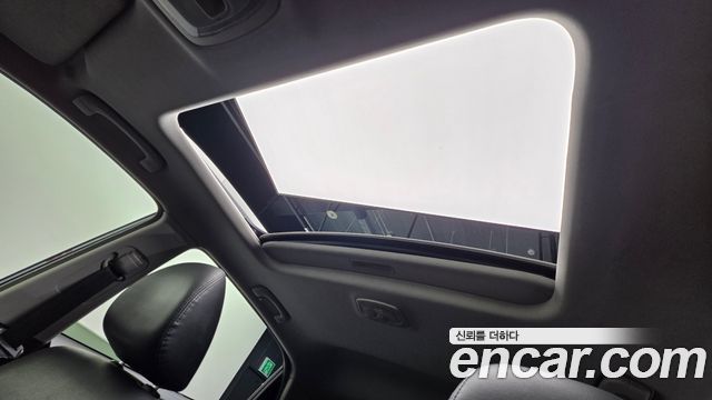 KG Mobility (SsangYong) Korando C 2.0 CVT 2WD Deluxe 2014 — фото 33