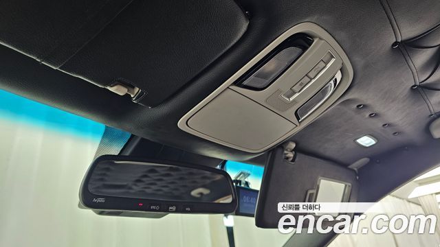 Kia K7 Premier 3.0 LPI Taxi Trendy 2020 — фото 19