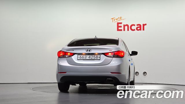 Hyundai Avante 1.6 GDi Modern Standard 2016 — фото 4