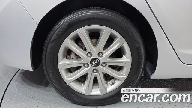 Hyundai Avante 1.6 GDi Modern Standard 2016 — фото 5