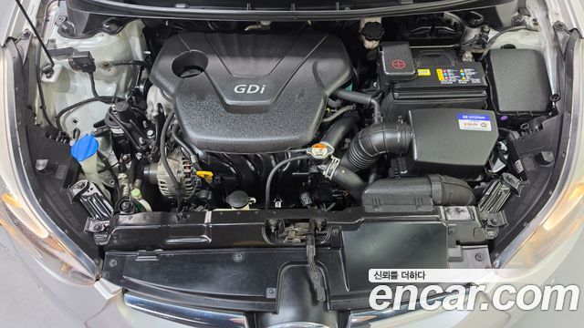 Hyundai Avante 1.6 GDi Modern Standard 2016 — фото 6