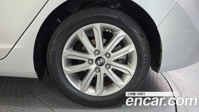 Hyundai Avante 1.6 GDi Modern Standard 2016 — фото 21