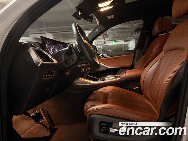 BMW X7 (G07) xDrive 40i Design Pure Excellence 7-Seater 2024 — фото 7