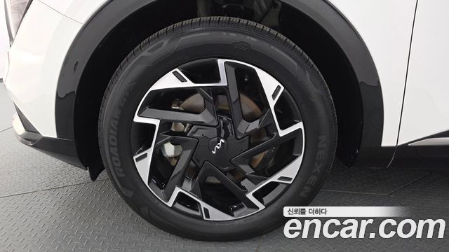 Kia Sportage (V) Gasoline 1.6 Turbo 2WD Signature 2024 — фото 5