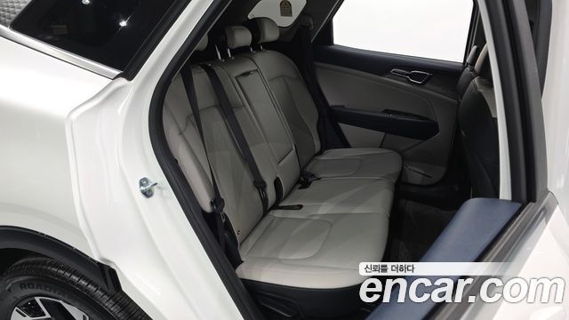 Kia Sportage (V) Gasoline 1.6 Turbo 2WD Signature 2024 — фото 16
