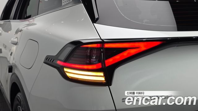 Kia Sportage (V) Gasoline 1.6 Turbo 2WD Signature 2024 — фото 29