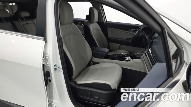 Kia Sportage (V) Gasoline 1.6 Turbo 2WD Signature 2024 — фото 32