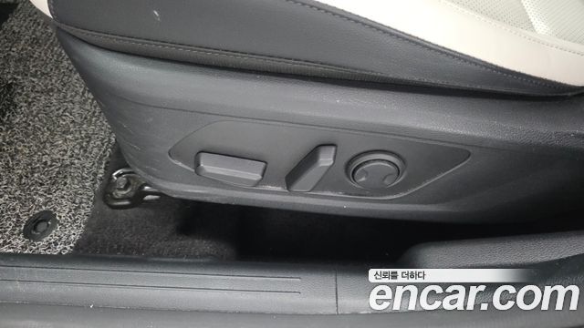 Kia Sportage (V) Gasoline 1.6 Turbo 2WD Signature 2024 — фото 37
