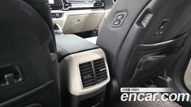 Kia Sportage (V) Gasoline 1.6 Turbo 2WD Signature 2024 — фото 40