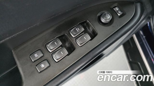 KG Mobility (SsangYong) Rexton Sports Diesel 2.2 2WD Prestige 2019 — фото 11