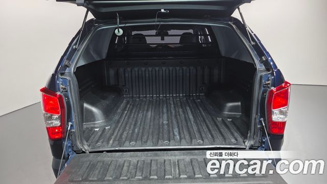 KG Mobility (SsangYong) Rexton Sports Diesel 2.2 2WD Prestige 2019 — фото 20