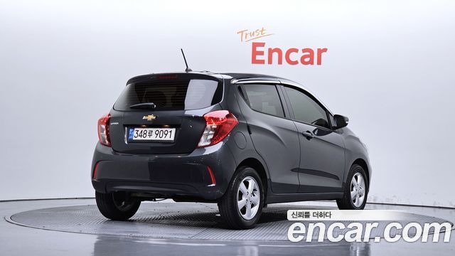 Chevrolet Spark LT 2022 — фото 2