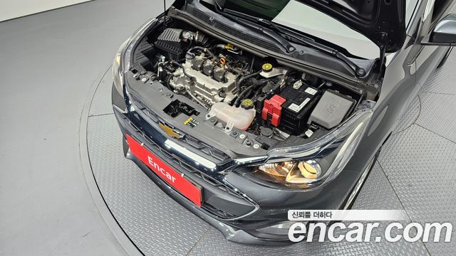 Chevrolet Spark LT 2022 — фото 6