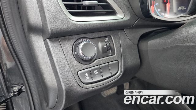 Chevrolet Spark LT 2022 — фото 16