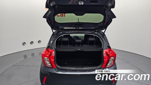 Chevrolet Spark LT 2022 — фото 20