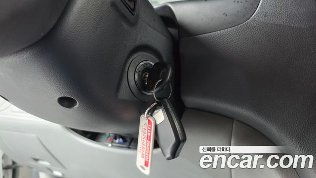 Hyundai Grand Starex 5-Seater VAN CVX Deluxe 2015 — фото 16