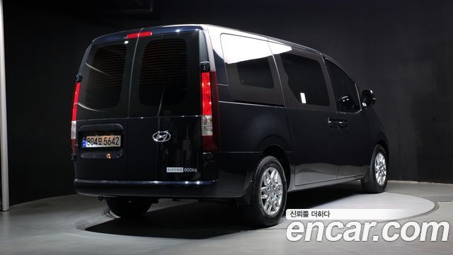 Hyundai Staria Cargo 5-Seater Modern 2024 — фото 2