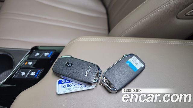 Kia K8 2.5 Gasoline 2WD Noblesse 2023 — фото 15