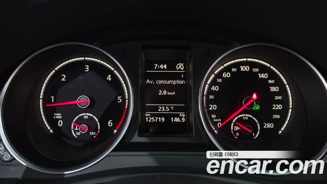 Volkswagen Scirocco 2.0 TDI R-Line 2015 — фото 8