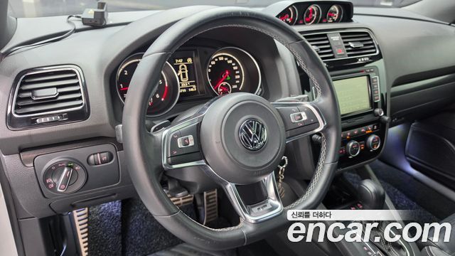 Volkswagen Scirocco 2.0 TDI R-Line 2015 — фото 12