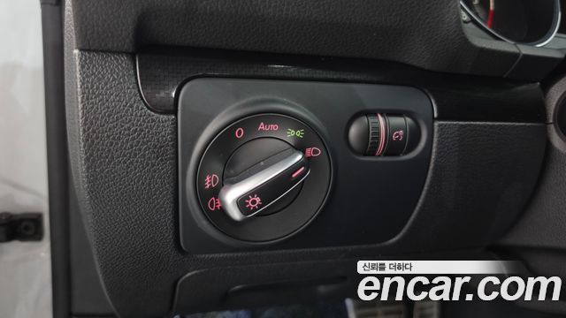 Volkswagen Scirocco 2.0 TDI R-Line 2015 — фото 18