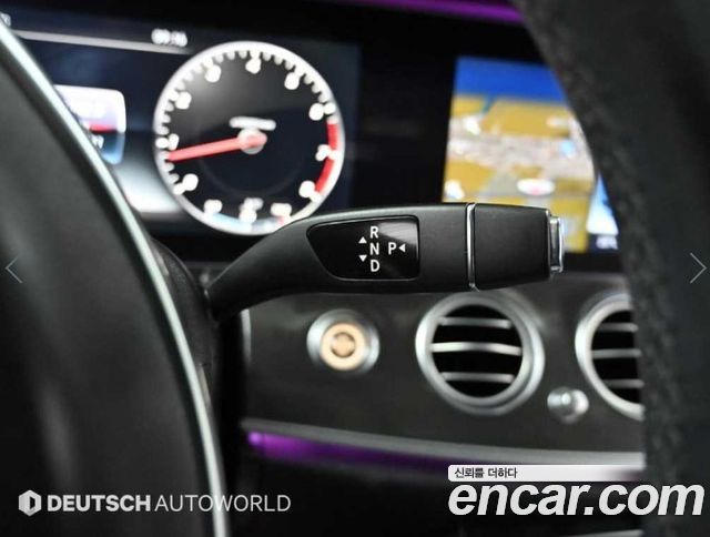 Mercedes-Benz E-Class (W213) E300 4MATIC AMG Line 2017 — фото 9