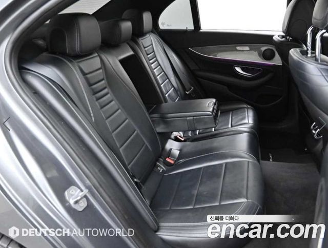 Mercedes-Benz E-Class (W213) E300 4MATIC AMG Line 2017 — фото 16