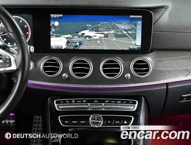 Mercedes-Benz E-Class (W213) E300 4MATIC AMG Line 2017 — фото 18