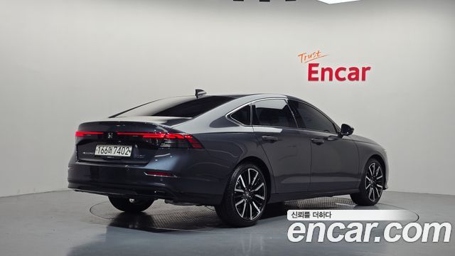 Honda Accord (XI) 2.0 Hybrid Touring 2023 — фото 2