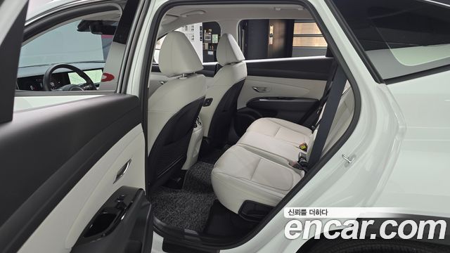 Hyundai Tucson (NX4) Gasoline 1.6 Turbo 2WD Premium 2025 — фото 15
