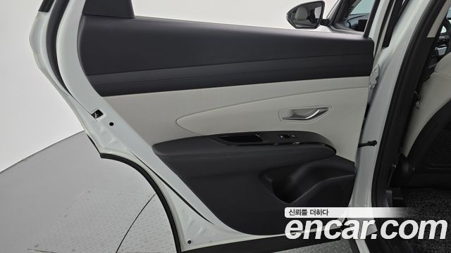 Hyundai Tucson (NX4) Gasoline 1.6 Turbo 2WD Premium 2025 — фото 31