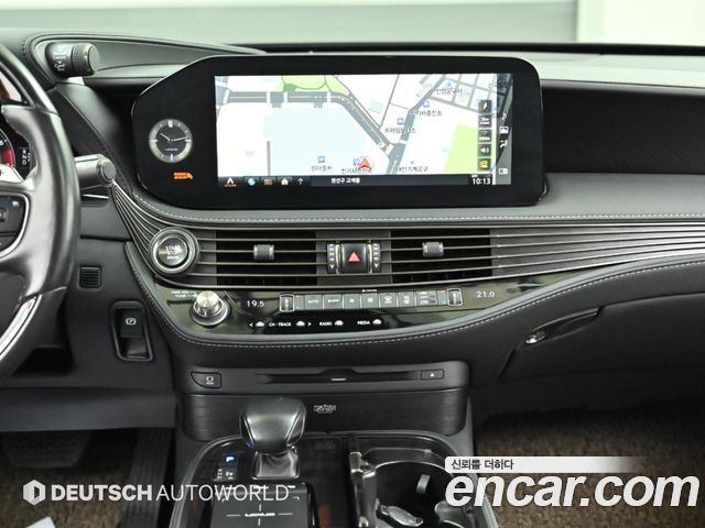 Lexus LS500 (V) 3.5 Luxury AWD 2021 — фото 18