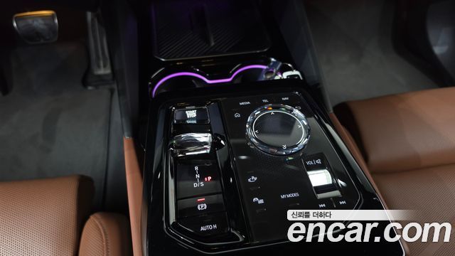 BMW 5 Series (G60) 530i xDrive M Sport 2024 — фото 9